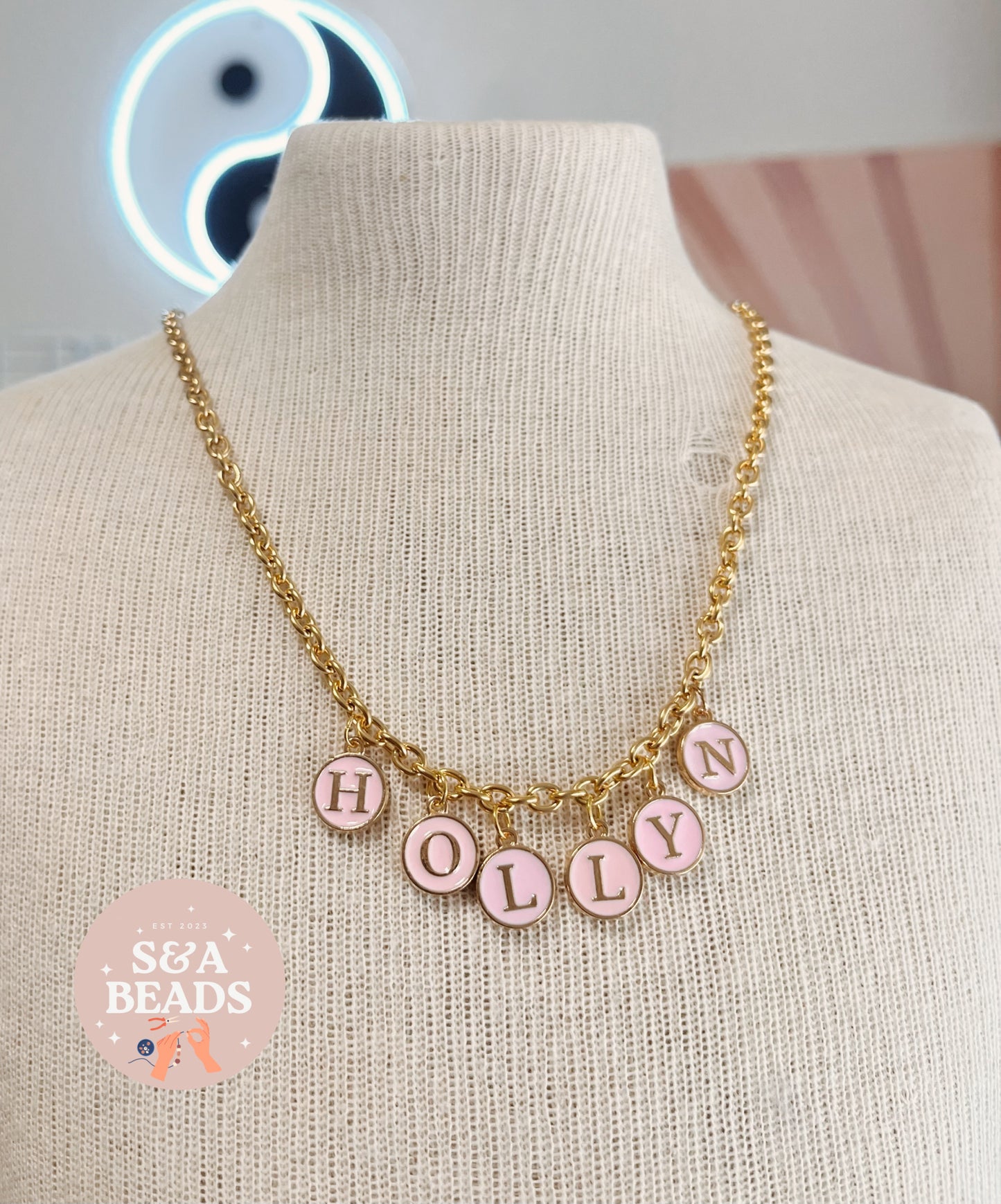 MAX style necklace