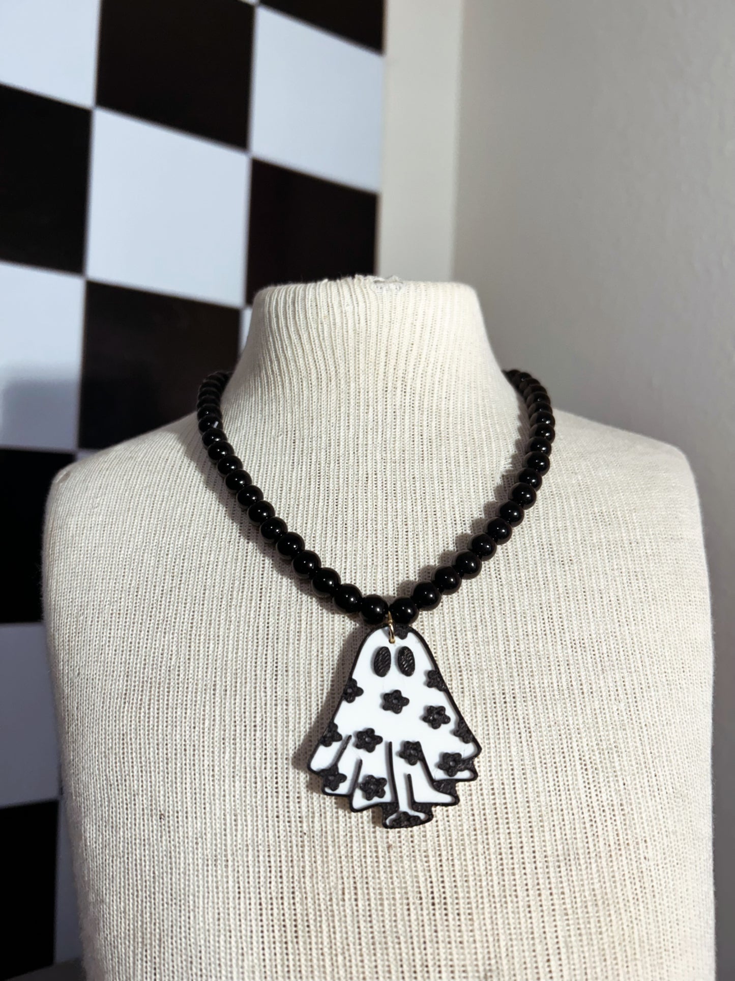 Build your own spooky necklace