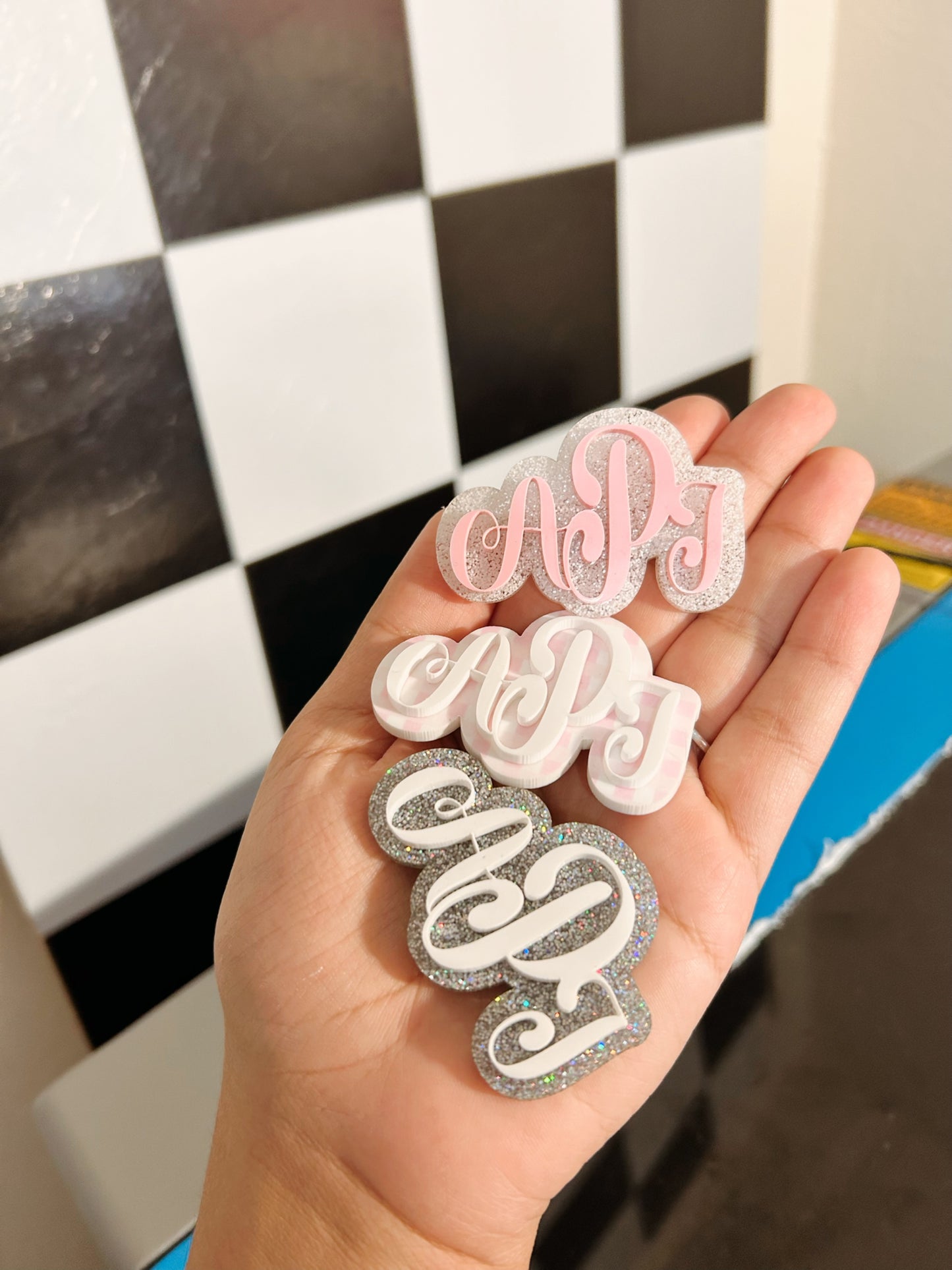 Monogram Clips