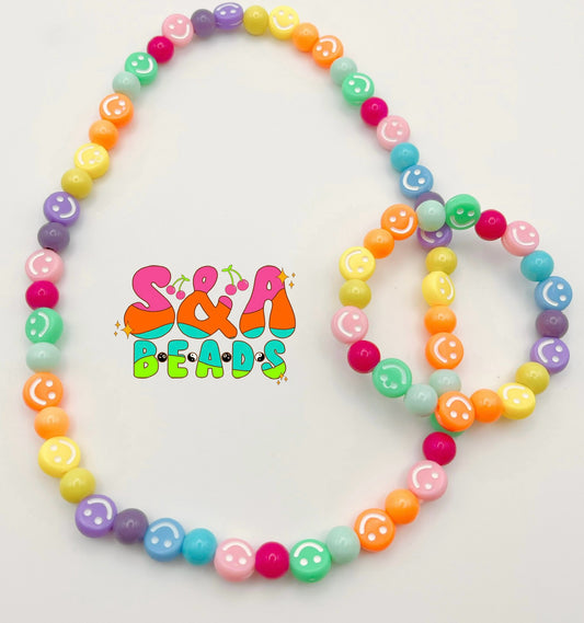 Smiley necklace set